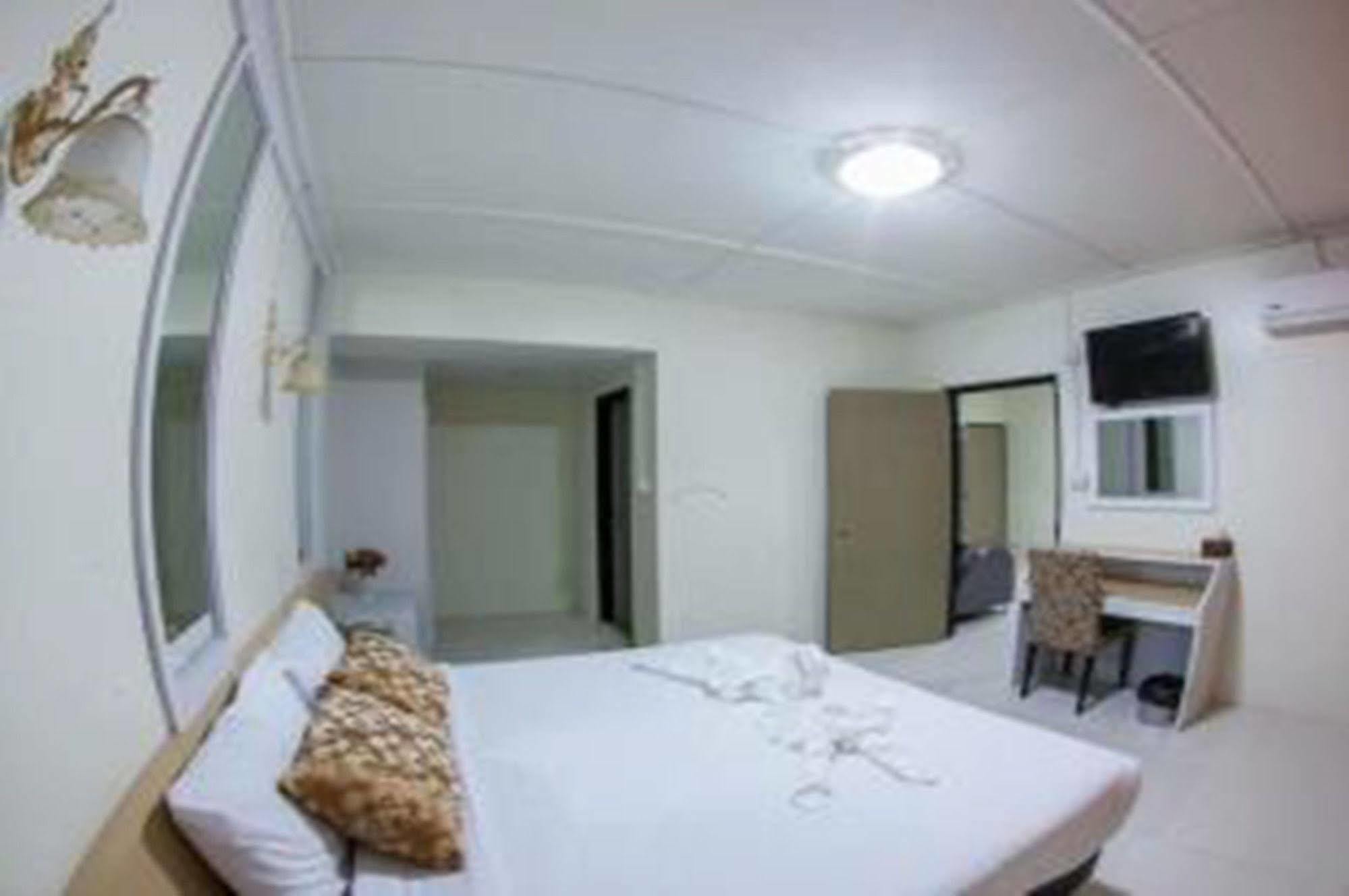 The Train Hotel Hatyai Hat Yai Eksteriør bilde